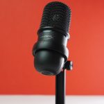 بررسی میکروفون هایپرایکس SoloCast؛ مخصوص استریمرها و گیمرها